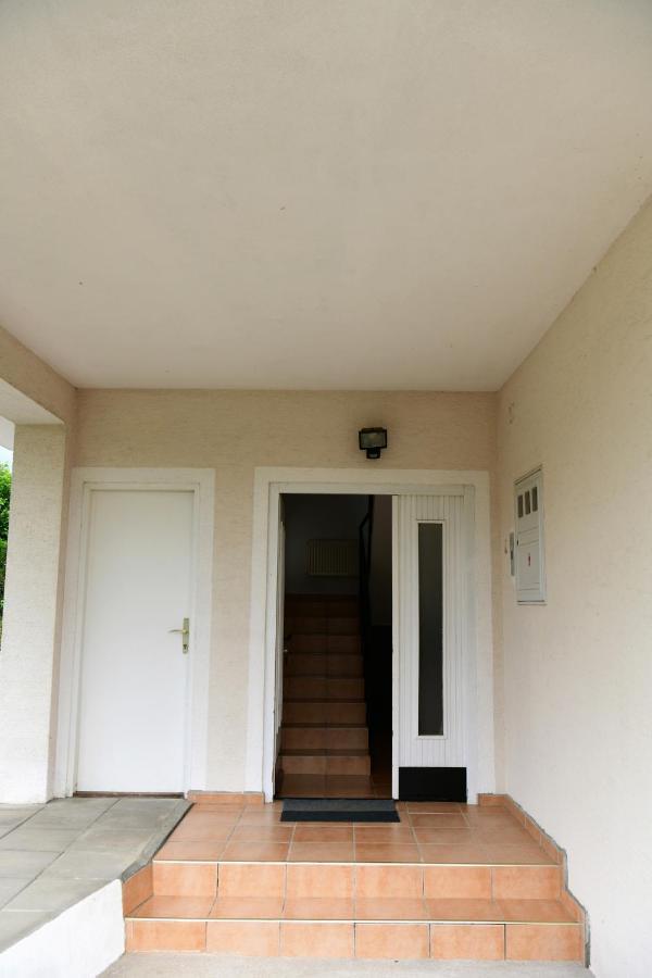 Apartment Marija Zupan Rakovica Exteriör bild