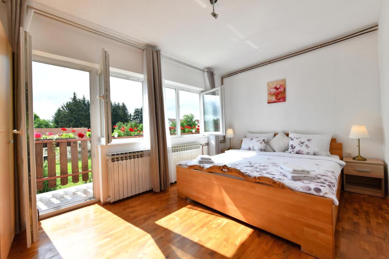 Apartment Marija Zupan Rakovica Exteriör bild