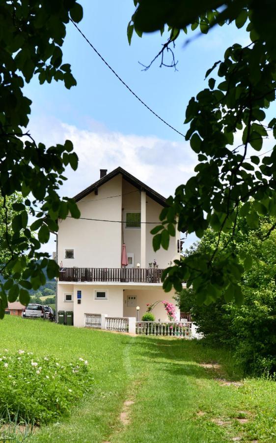 Apartment Marija Zupan Rakovica Exteriör bild