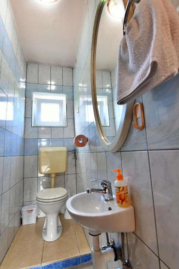 Apartment Marija Zupan Rakovica Exteriör bild